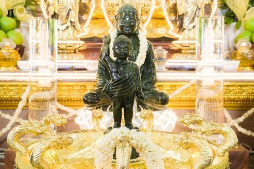 Lễ Tắm Phật tại chùa Vạn Đức, Vạn Hạnh và Thiên Tôn