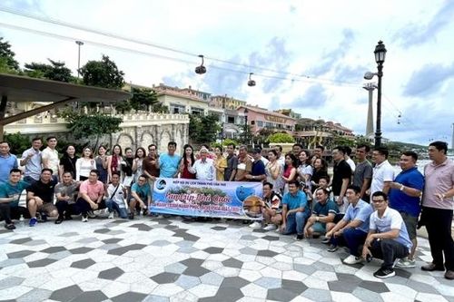 'Hành trình hạnh phúc, đi về phía mặt trời' có gì hấp dẫn?