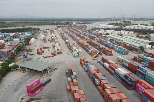 Lợi nhuận 'lao dốc', cổ đông lớn lần lượt thoái bớt vốn tại Vận tải và Xếp dỡ Hải An
