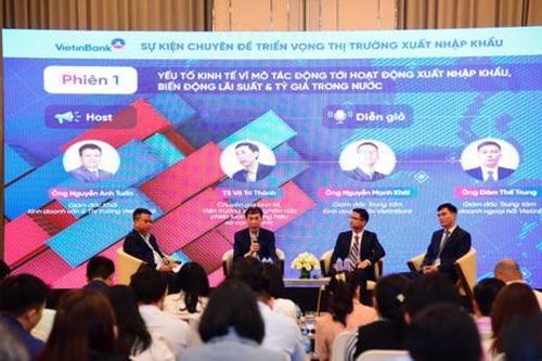 Sự kiện chuyên đề Triển vọng Xuất nhập khẩu 2024 quy tụ nhiều lãnh đạo doanh nghiệp xuất nhập khẩu tham dự