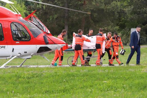Thủ tướng Slovakia qua cơn nguy kịch sau khi bị ám sát