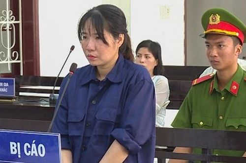 'Cò đất' thế chấp nhà của khách rồi chiếm đoạt tiền
