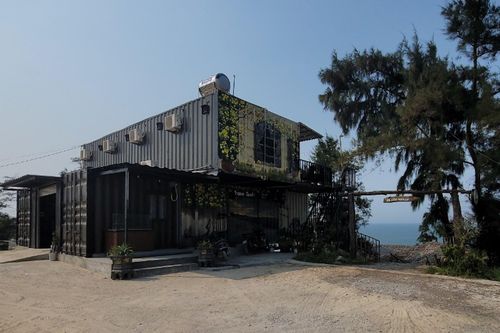 Nhà hàng, homestay sai phép tại biển An Lộc ở Huế: Có người thân của lãnh đạo