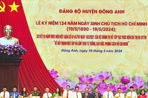 Huyện Đông Anh kỷ niệm 134 năm Ngày sinh Chủ tịch Hồ Chí Minh