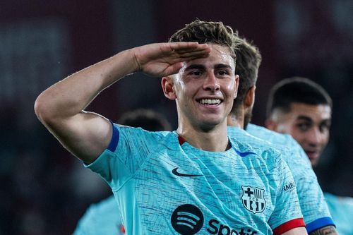 Phong độ đáng kinh ngạc của tài năng trẻ Barcelona