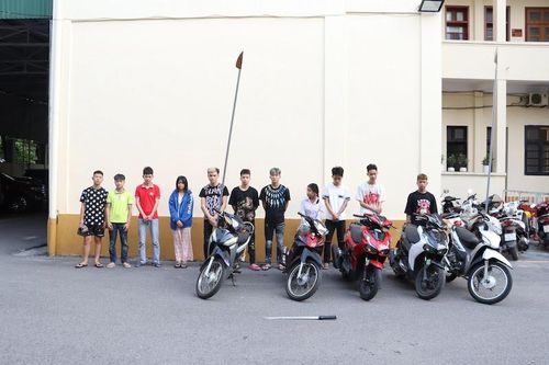 Tạm giữ hình sự 6 đối tượng gây rối trật tự công cộng