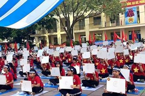 Vùng Cảnh sát biển 1: Nhiều hoạt động ý nghĩa đồng hành cùng ngư dân
