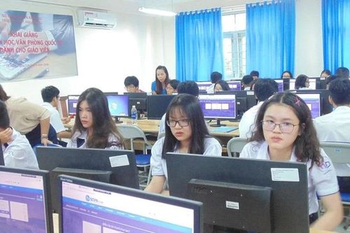 Đẩy nhanh tiến độ thực hiện Đề án giáo dục thông minh