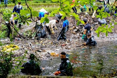 'Giải cứu' những dòng sông ô nhiễm