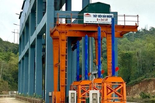 Đưa vào vận hành nhà máy thủy điện trên sông Kỳ Cùng