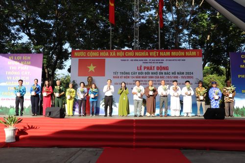 TPHCM trồng gần 3.000 cây xanh nhân dịp sinh nhật Bác Hồ