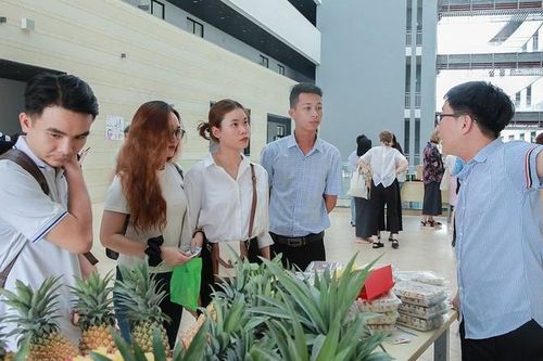 Trang bị cho thế hệ trẻ kỹ năng, kiến thức trở thành một phần của nền kinh tế carbon thấp