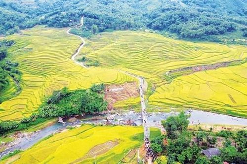 'Đánh thức' tiềm năng du lịch Lang Chánh