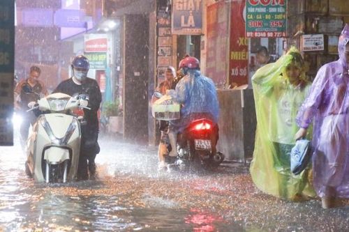 Đến hẹn lại lên, Hà Nội cứ mưa là ngập