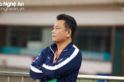 Ông Trần Quang Dũng làm Giám đốc Trung tâm Đào tạo bóng đá trẻ Sông Lam Nghệ An
