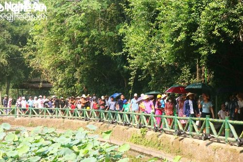 Tháng Năm ở Khu Di tích Quốc gia đặc biệt Kim Liên
