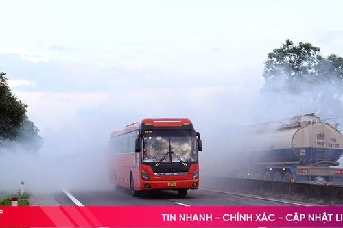 Mất an toàn giao thông, ô nhiễm môi trường do đốt đồng ruộng bên QL 1