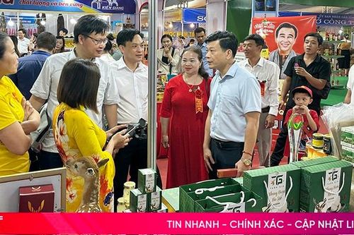 Hà Tĩnh trưng bày sản phẩm tại hội chợ hàng công nghiệp nông thôn tiêu biểu khu vực phía Bắc