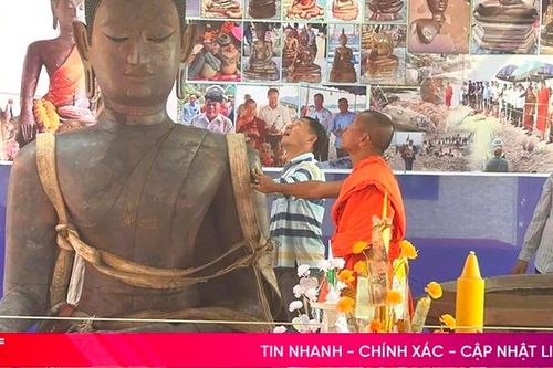 Lào khai quật pho tượng Phật lớn nhất từ trước đến nay
