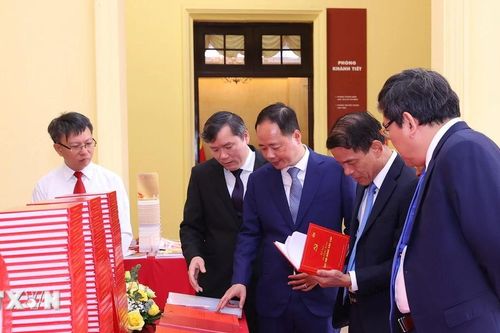 Triển khai hiệu quả nhiệm vụ lý luận chính trị bảo vệ nền tảng tư tưởng của Đảng