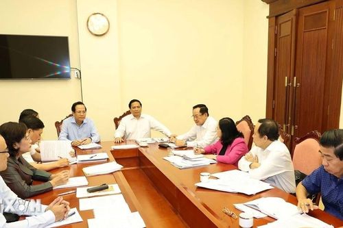 Ngày làm việc thứ hai Hội nghị Trung ương 9 khóa XIII