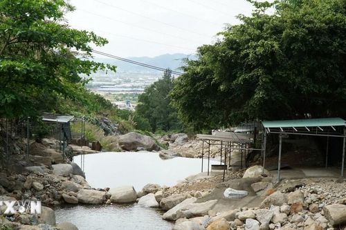 Đà Nẵng: Sẽ tổ chức nạo vét, khơi thông dòng chảy của suối Lương