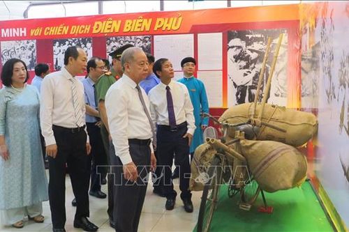 Triển lãm chuyên đề 'Điện Biên Phủ - Quyết chiến, quyết thắng'
