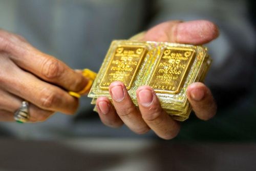 Chuyên gia: Muốn vàng không bị 'thổi' giá, cần bỏ độc quyền và tăng nhập khẩu