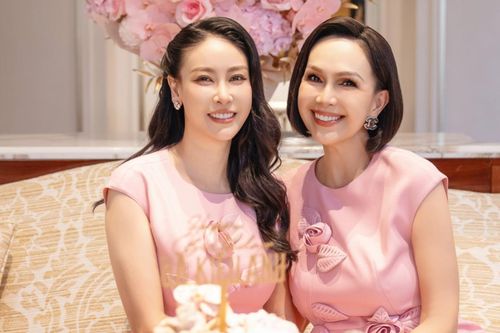Hoa hậu Việt '4 con' đọ đồ hiệu với tình cũ Thương Tín