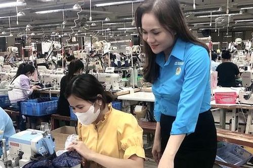 Đề xuất chính sách thúc đẩy bình đẳng giới, đảm bảo quyền lợi lao động nữ trong dự thảo Luật Công đoàn (sửa đổi)