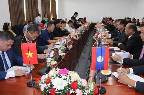 'Cầu nối' thúc đẩy xúc tiến thương mại, hợp tác đầu tư Việt - Lào