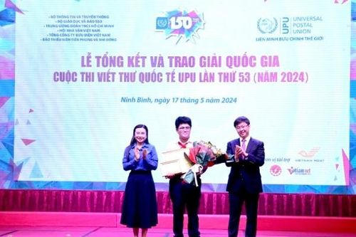 Trao giải Cuộc thi viết thư quốc tế UPU lần thứ 53 năm 2024