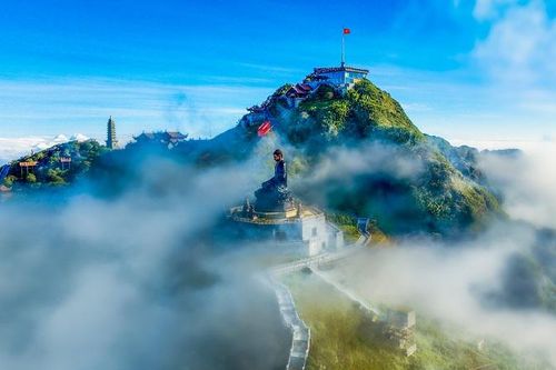 Vượt 8 triệu điểm đến trên toàn cầu, Vịnh Hạ Long và Sa Pa lọt Top 5 điểm đến hàng đầu thế giới của TripAdvisor