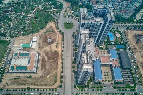 Chung cư giảm nhiệt, có nên mua lúc này?