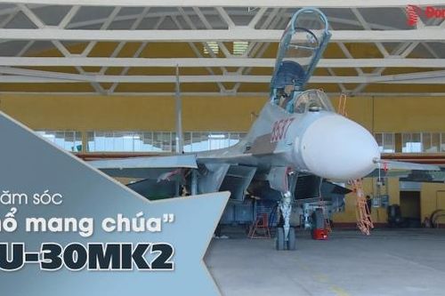 Chăm sóc 'hổ mang chúa' Su-30MK2