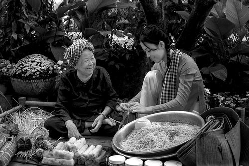 Bình yên bên ngoại