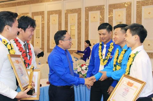 Chuyên đề: Lan tỏa những điển hình học và làm theo Bác: Tuổi trẻ Đồng Nai học và làm theo Bác