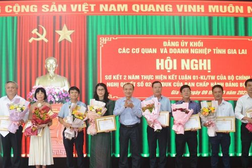 Học và làm theo Bác mỗi ngày