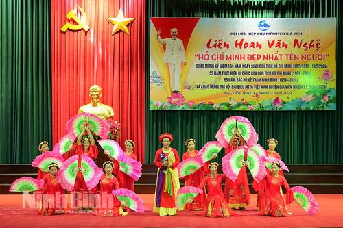 Hội LHPN huyện Gia Viễn tổ chức Liên hoan văn nghệ 'Hồ Chí Minh đẹp nhất tên Người'