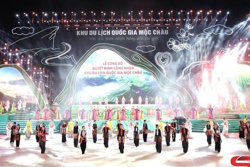 Tổng duyệt Lễ công bố quyết định công nhận Khu du lịch quốc gia Mộc Châu