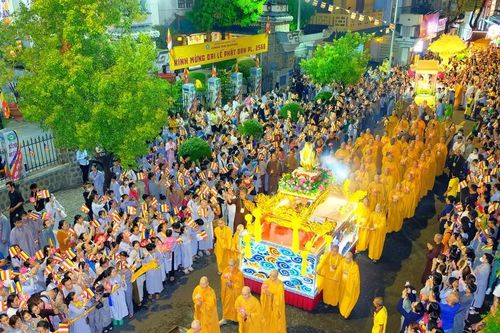 Ngày hội lớn