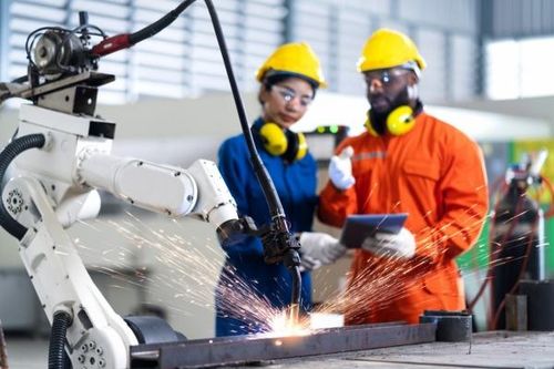 Gia hạn, giảm thuế để tăng tốc phục hồi, phát triển kinh tế