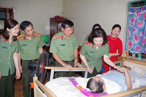 Tri ân thương binh, bệnh binh, người có công tại Trung tâm Điều dưỡng thương binh Duy Tiên