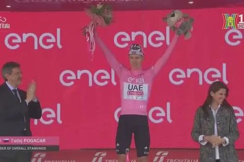 Jonathan Milan giành chiến thắng chặng 11 Giro D'Italia