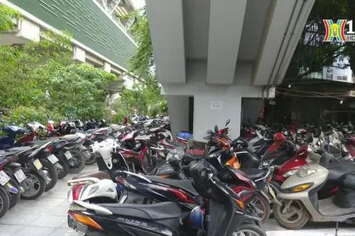 Xử lý các bãi xe trái phép khu vực ga đường sắt trên cao