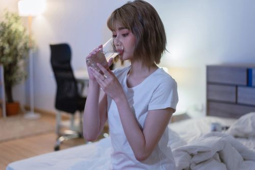 Uống loại nước này vào buổi tối trước khi ngủ, bạn sẽ nhận vô vàn lợi ích