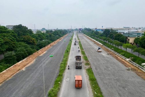 Hiện trạng tuyến đường được chi gần 8.000 tỷ để mở rộng sau 18 tháng thi công