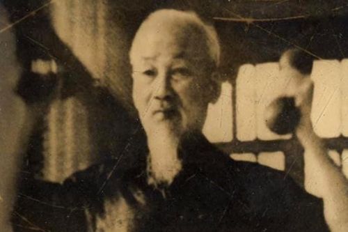 Hình ảnh giản dị, gần gũi của Chủ tịch Hồ Chí Minh