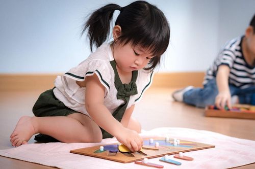 Ai nói phụ huynh 'truyền thống' gặp trẻ Montessori sẽ 'phát điên'?