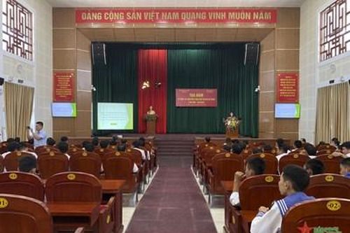Lữ đoàn 175, Vùng 5 Hải quân tổ chức tọa đàm kỷ niệm 134 năm Ngày sinh Chủ tịch Hồ Chí Minh